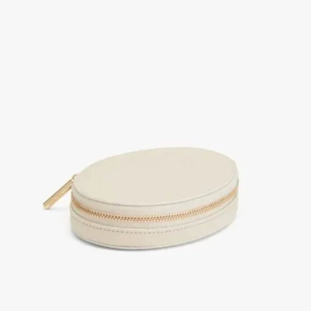 NWT Cuyana Travel Jewelry Case in Ecru Pebbled Leather